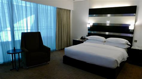 Dubai International Transit Hotel Terminal 3 - Deluxe Room - YouTube