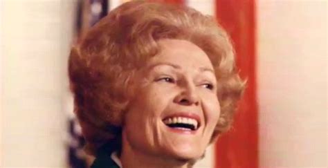 Pat Nixon Biography - Facts, Childhood, Family Life & Achievements