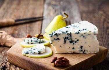 Is Blue Cheese Good for You? - NUTRITION LINE