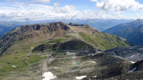 Stelvio Pass - One of the Greatest Roads in the World | Mountains For Everybody