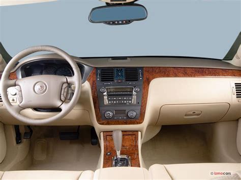 2007 Cadillac DTS: 7 Interior Photos | U.S. News