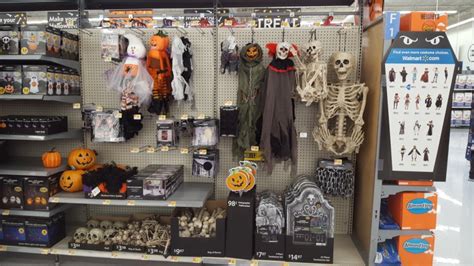 2017 Halloween Merchandise Review: Walmart | The Fright Owl