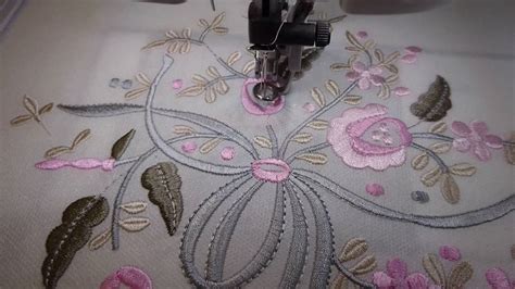 Machine embroidery design flowers by Royal Present Embroidery - YouTube