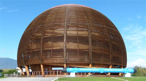 File:CERN Wooden Dome 5.jpg - Wikimedia Commons