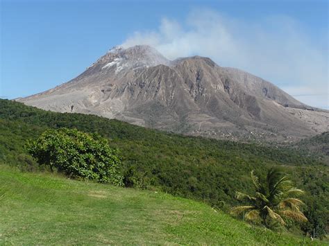 File:Soufriere Hills.jpg - Wikipedia