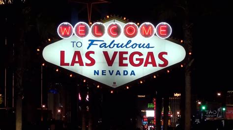 Las Vegas - Welcome to Las Vegas Sign by Night - YouTube