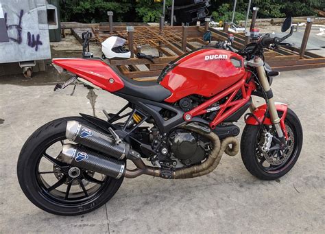 Ducati Monster 1100 EVO — The Ultimate Air-cooled Monster