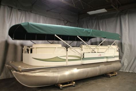 Automatic Pontoon Boat Mooring Cover | Pontoon boat, Pontoon boat covers, Pontoon