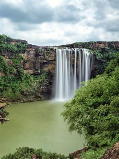 Explore The Gorgeous Waterfalls Of Madhya Pradesh! - People Places