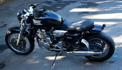 Custom Triumph Thunderbird 900 classic Hinkley triple cafe racer 1998