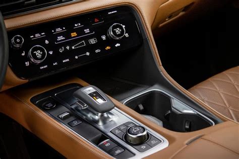 Explore the 2022 INFINITI QX60 Crossover SUV Interior Technology