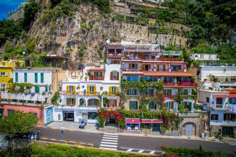 The 9 Best Amalfi Coast Hotels for a Luxury Vacation