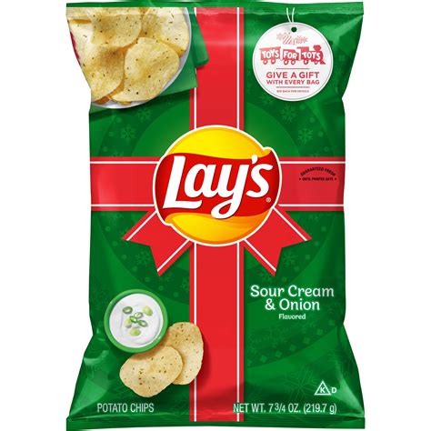 Lay's Potato Chips, Sour Cream & Onion Flavor, 7.75 oz Bag - Walmart ...