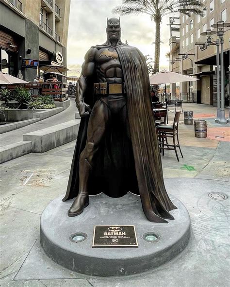 Batman Bronze STATUE Burbank City - ZBrushCentral