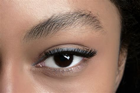 How to Remedy a Brow-Plucking Disaster | StyleCaster