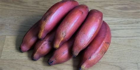 This Pink-Purple Banana Really Exists — And Its Delicious