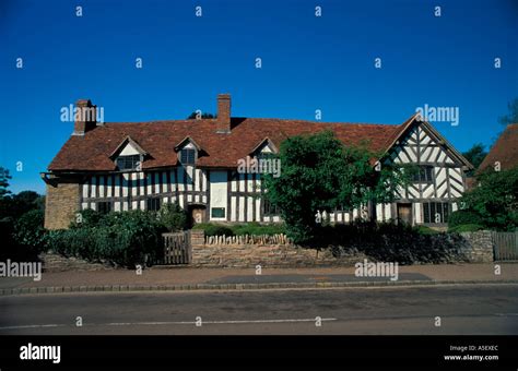 Mary arden house wilmcote stratford hi-res stock photography and images ...