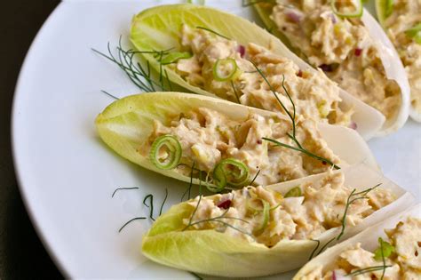 E is for: Endive, the perfect low-carb "cracker"