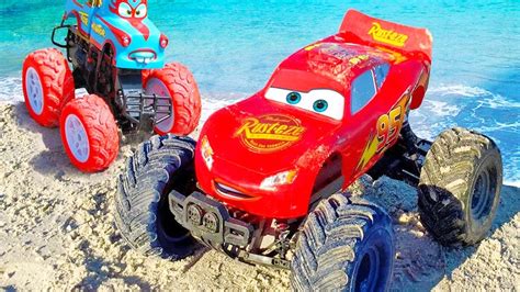 Disney Pixar CARS 3 Monster Truck McQueen & Tormentor Tow Mater Stunts ...