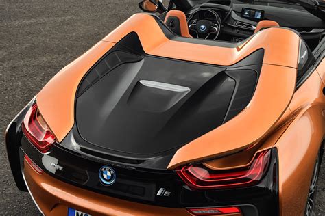 BMW Unveils New i8 Roadster - Oracle Time