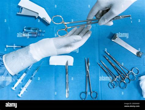 Surgeon tools overhead hi-res stock photography and images - Alamy