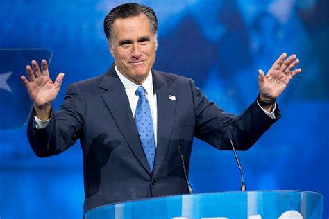 Mitt Romney carefully looks to raise public voice - The Boston Globe