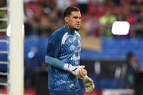 Al-Hilal 'approach' Premier League side for £35 million goalkeeper - Al ...