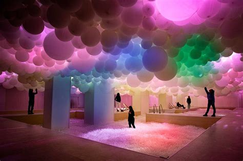 Come sarà il Balloon Museum di Milano: i dettagli della mostra d'arte gonfiabile più famosa al mondo