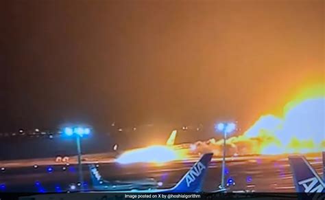 Video: Japan Airways Gliding Not hidden In Flames On Tokyo Airport's Runway - News Hub Pro