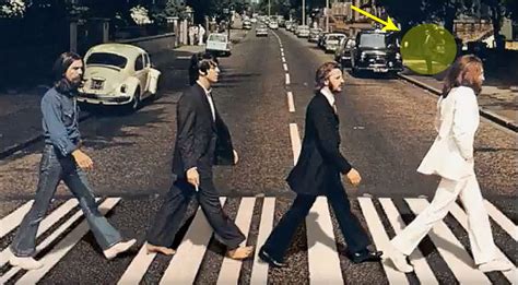 The Beatles’ Iconic ‘Abbey Road’ Photo Has The Greatest Photobomb Ever – But Have You Ever ...