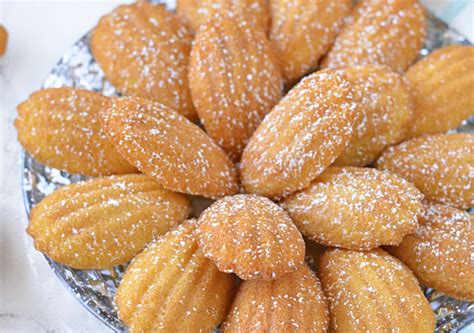 Classic French Madeleines