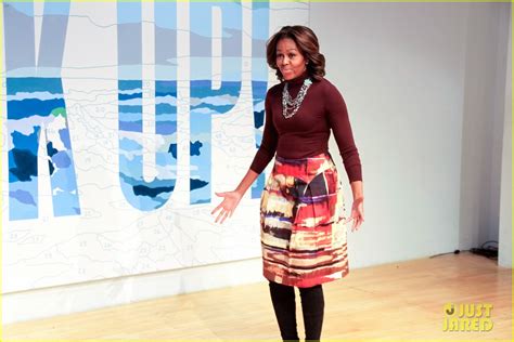 Michelle Obama: 'Ew' Sketch with Jimmy Fallon & Will Ferrell! (Video ...