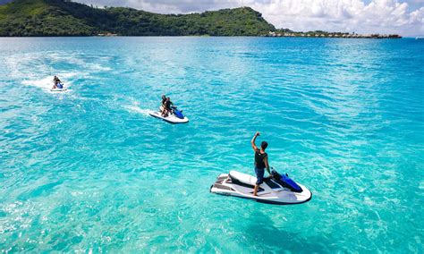 Circle Island Tour by Jet Ski, Bora Bora Activities | Tahiti.com