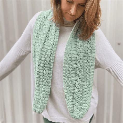 Modern Mint Cable Crochet Scarf Pattern | HanJan Crochet