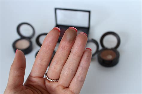 MAC Eye Shadow Collection: Review & Swatches - Face Made Up - Beauty ...