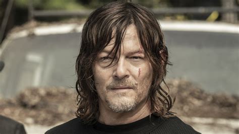 Norman Reedus' Walking Dead Spinoff Reveals Daryl Dixon's New Non ...