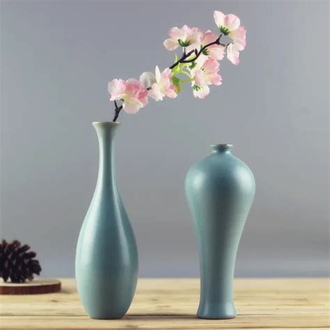 Modern Fashion Home Furnishing Small Handmade Ceramic Vases Flower Pottery Vase Desk Accessories ...