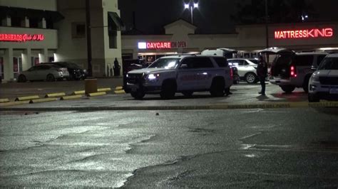 Teenage boy shot after 'disturbance' in Houston club parking lot