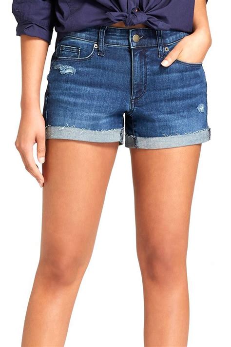 10 Best Denim Shorts to Wear This Summer 2018 - Cute Jean Shorts & Cutoffs for Women