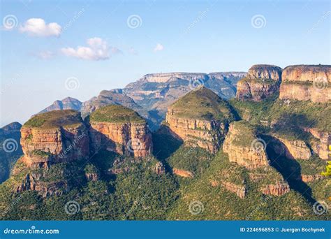 The Three Rondavels on Mpumalanga S Panorama Route Give a Spectacular ...