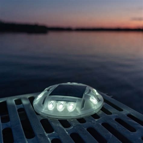 Solar Dock Light (2/package) | CanadaDocks