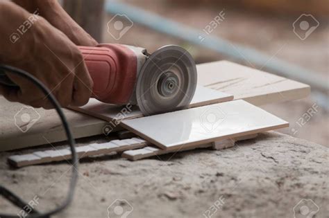 How to Cut a Tile (Porcelain or Ceramic) Without Chipping it