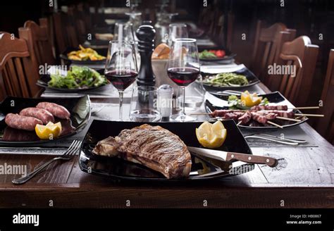 Chianina steak in a dining table Stock Photo - Alamy