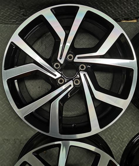 VW Golf MK7 Clubsport – Brescia 5G0601025CL | OEM Alloy Wheels