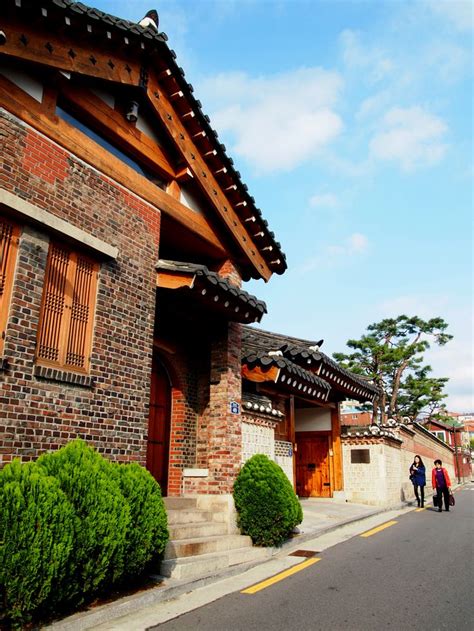 Traditional Hanok houses in Seoul, South Korea | Korea del norte, Corea del sur, Republica de corea