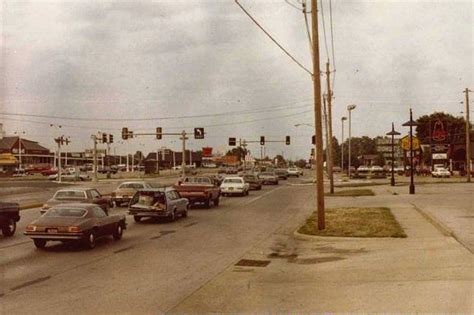 Elm Grove & Lindbergh Blvd - Hazelwood, Missouri, 1980 | Missouri, St louis, Street view