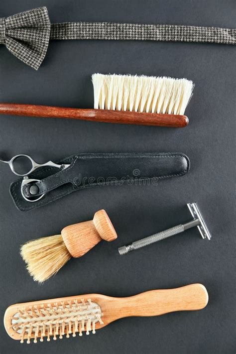 Barber Tools And Equipment In Barber Shop Hair Salon Close Para Arriba Imagen de archivo ...