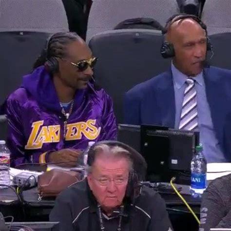 Celeb News Today: Snoop Dogg Hilariously Shows Off Commentary Skills In ...