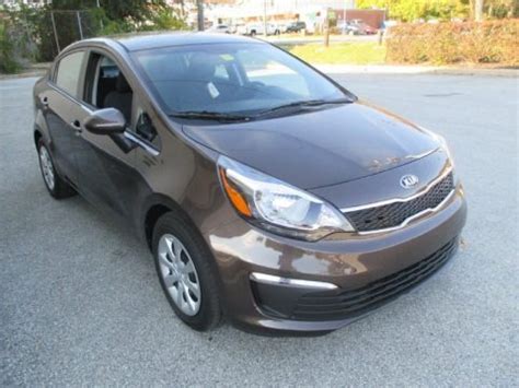 2016 Kia Rio Data, Info and Specs | GTCarLot.com