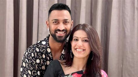 Krunal Pandya Net Worth, Cricket Career, Endorsement, Parents, Wife and ...